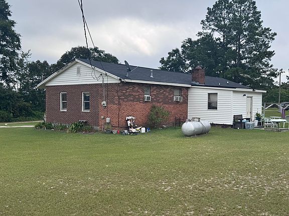 4th image of 110 Lakeview Ext