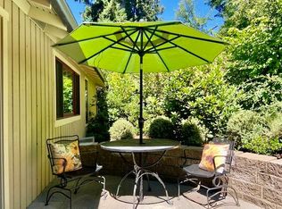 6731 W Mercer Way #A, Mercer Island, WA 98040