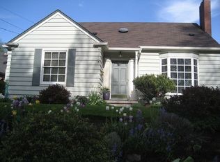 7316 SE Reed College Pl, Portland, OR 97202