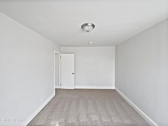 5th image of 1101 Orchid Dr