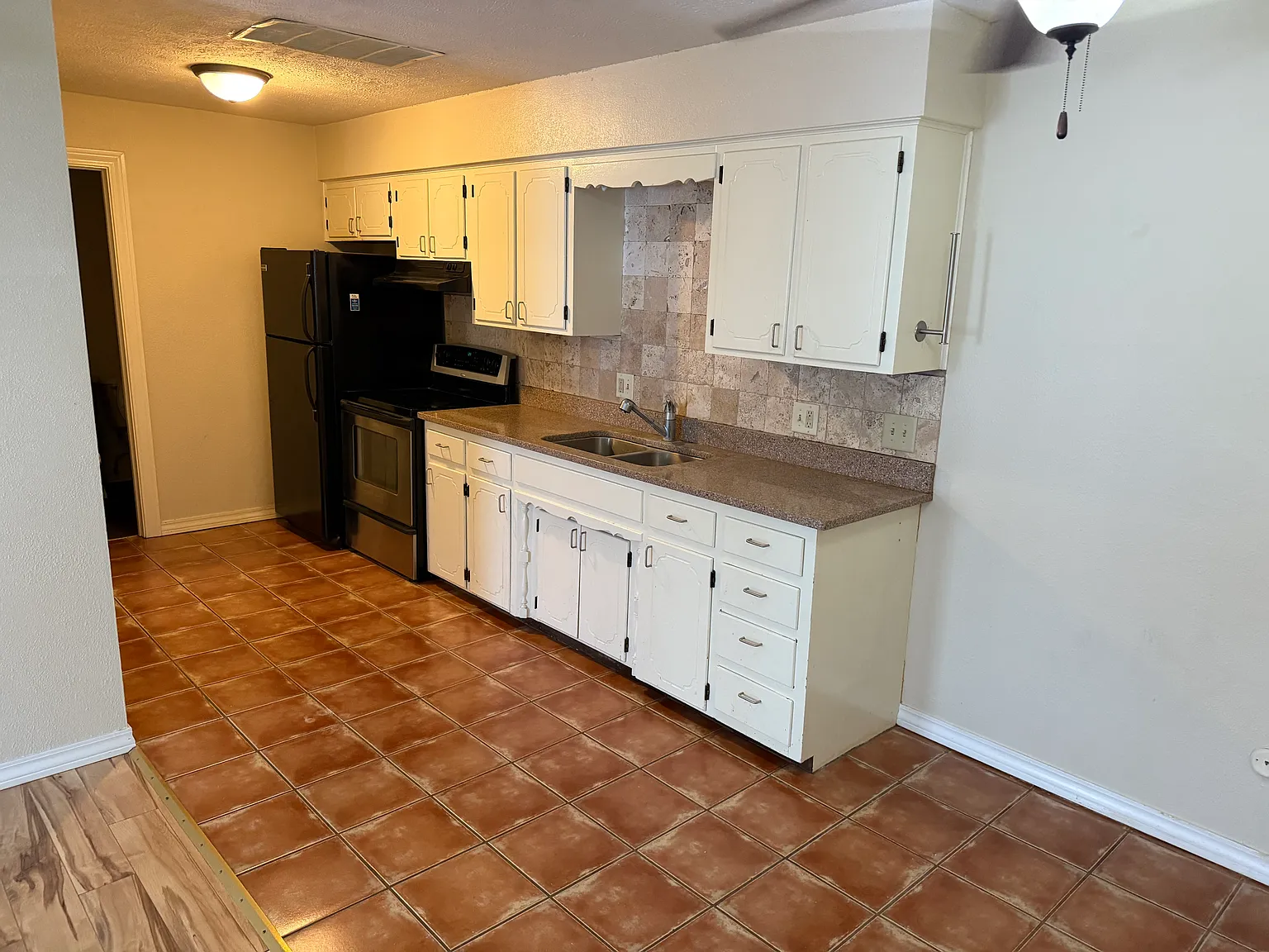 1 bed, 520 sqft, $750 — Photo 1