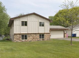 267 106th Ave NW, Coon Rapids, MN 55448