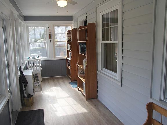 2nd image of 30 Woodland St