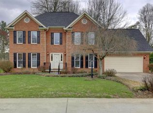 8 Wedgewood Dr, Hurricane, WV 25526