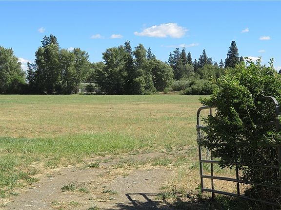 Main gate entrance E view