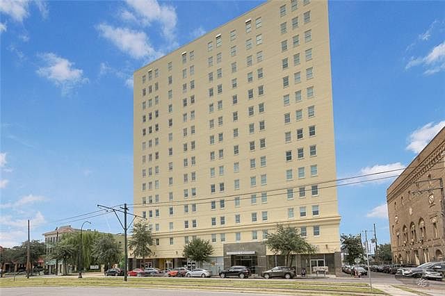 1st image of 1205 Saint Charles Ave APT 811