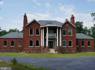 1692 Schoolhouse Rd, Middletown, PA 17057