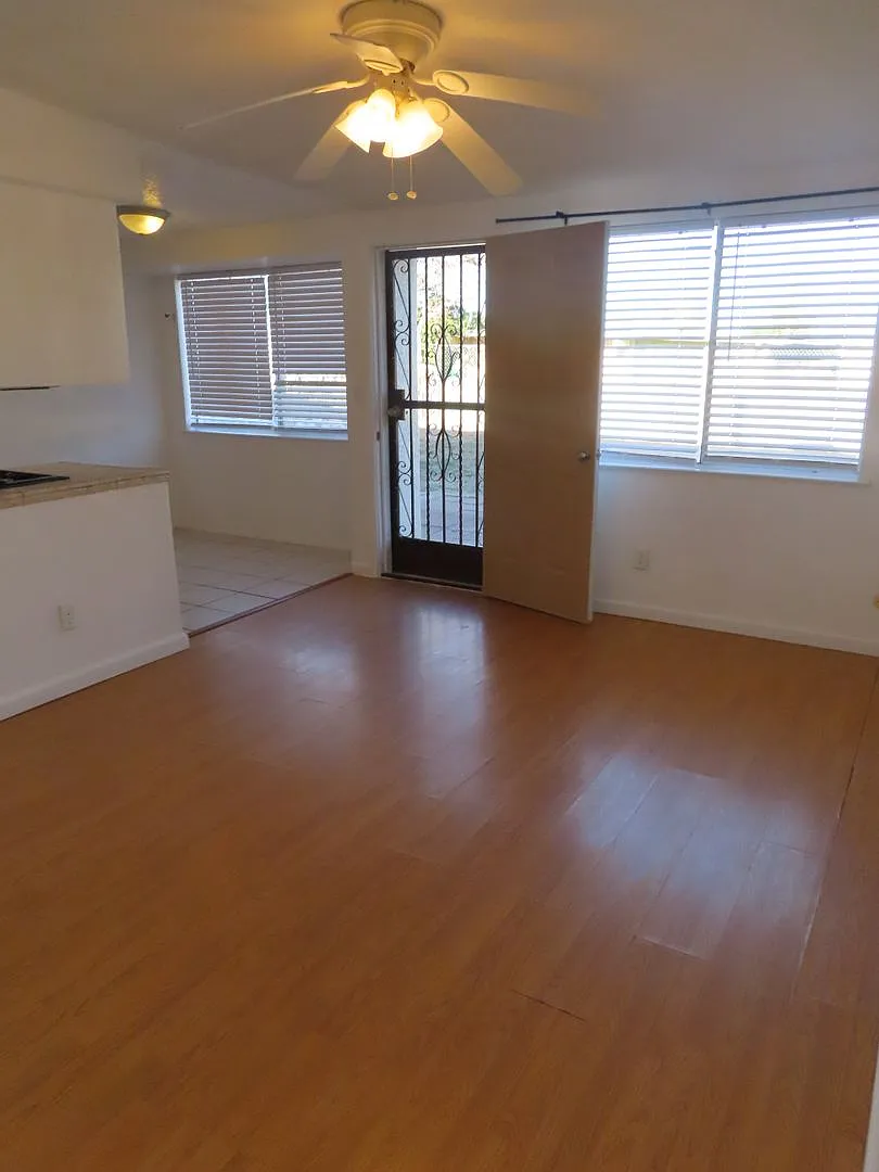 10052 Kenworthy — Photo 4