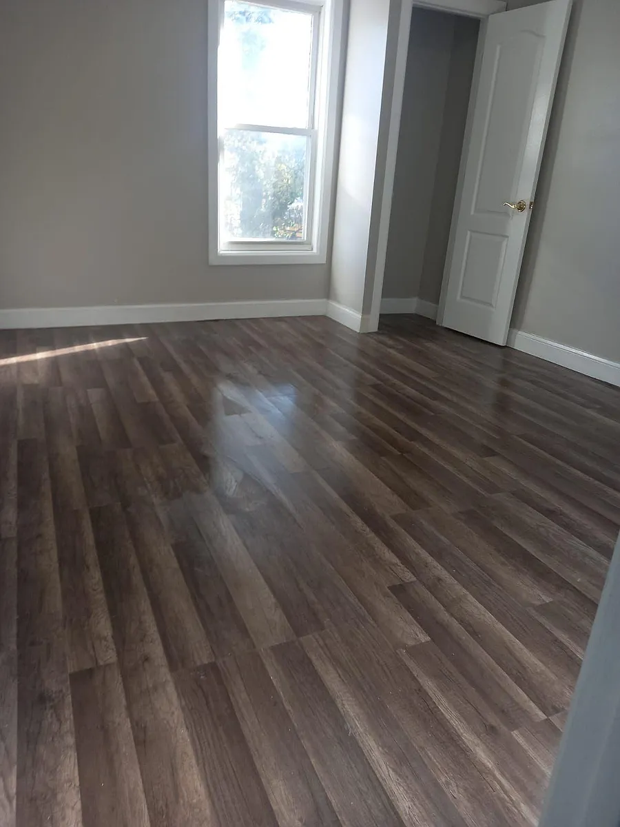 Building Photo - 100 Brook St #1