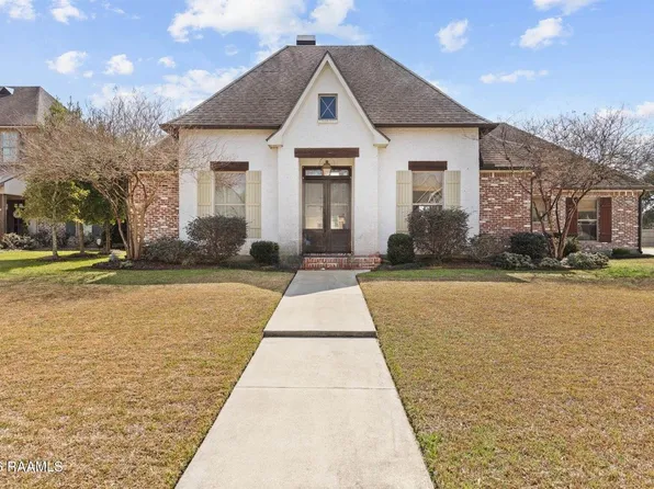 112 Grandview Terrace Dr, Youngsville, LA 70592