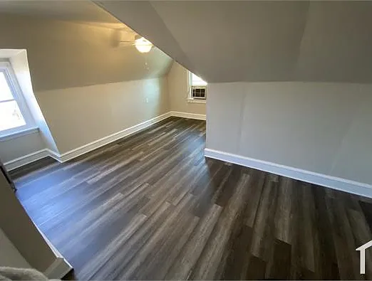 360 Elm Ave #C — Photo 16