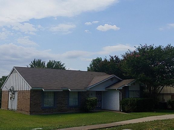 3rd image of 2017 High Bluff Dr