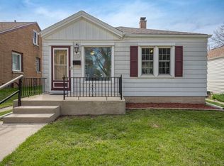 3705 S Lenox St, Milwaukee, WI 53207