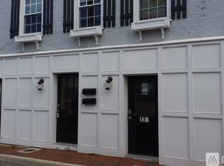 137 1/2 N Indian Aly #3, Winchester, VA 22601