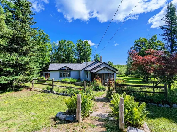 4116 County Road 550, Marquette, MI 49855