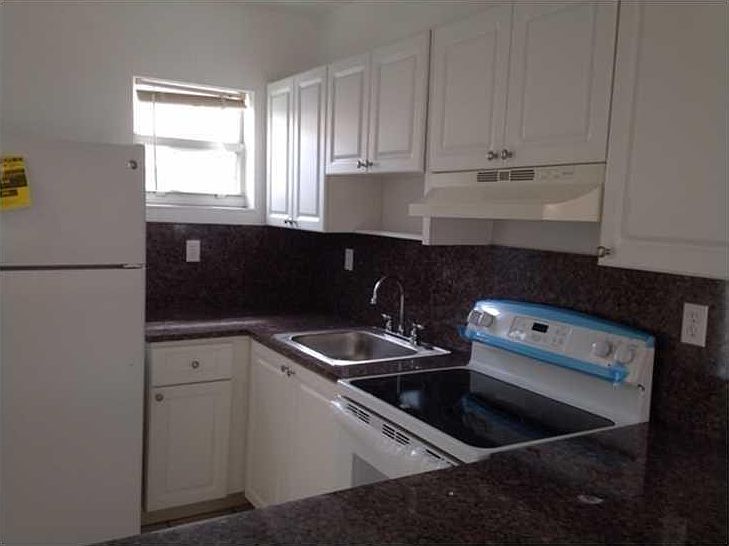 2nd image of 8025 NW 8th St
