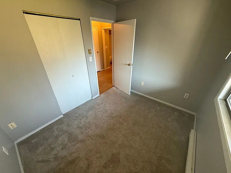 3278 N Dousman St — Photo 32
