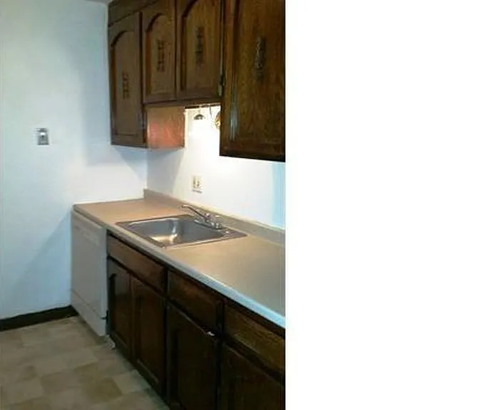 229 Ellington Rd #1 — Photo 32