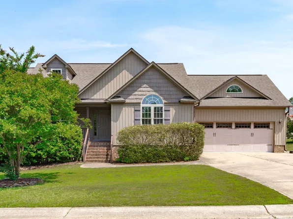 124 Willa Chase Ct, Benson, NC 27504