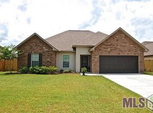 16207 Old Samuel Dr, Prairieville, LA 70769