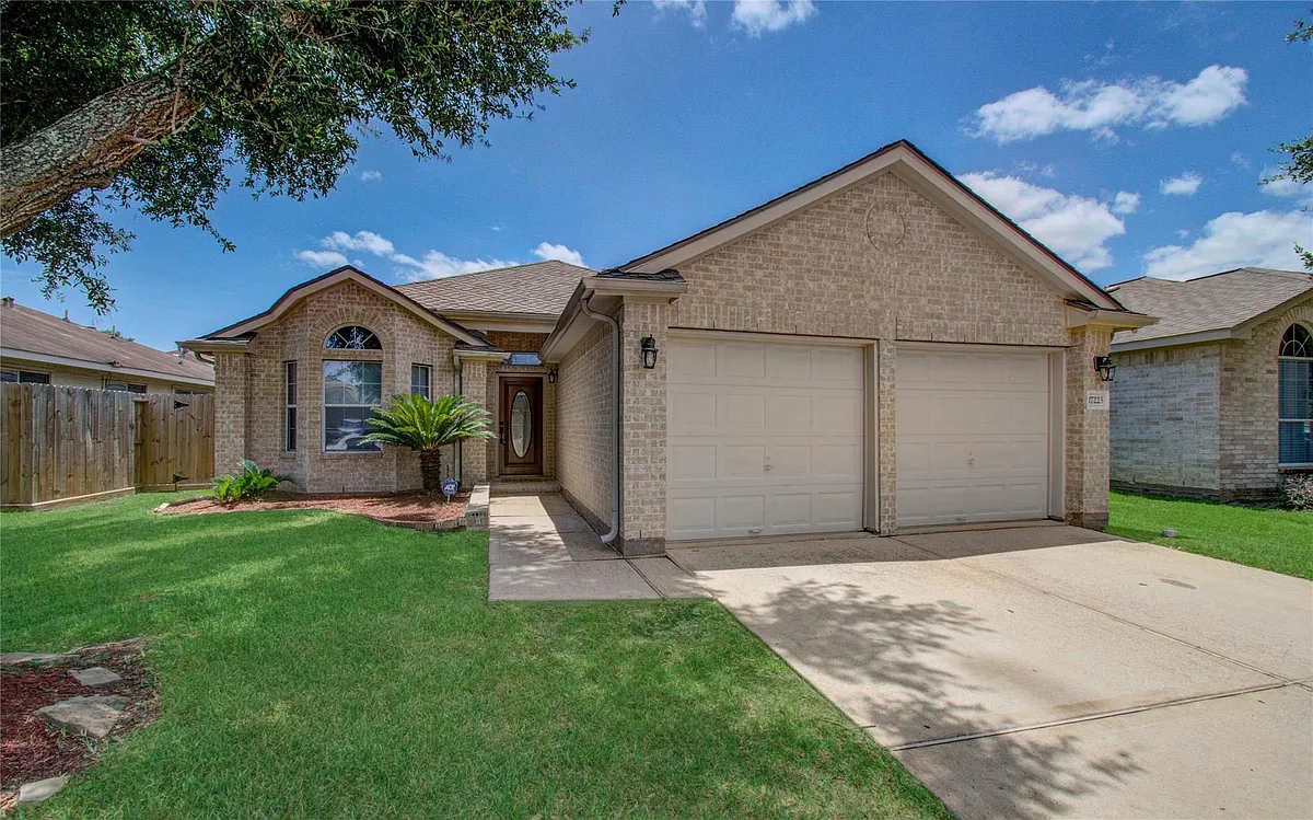 Building Photo - 17223 Lilac Vale Ct