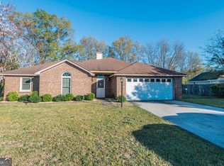 202 Westfield Dr, Warner Robins, GA 31093