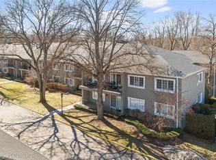 1115 N Old Woodward Ave Unit 76, Birmingham, MI 48009