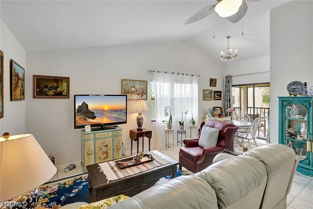 2 bed, 2.0 bath, 960 sqft, $3,500 — Photo 4