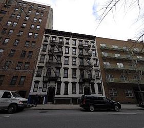 325 East 54th Street in Sutton Place