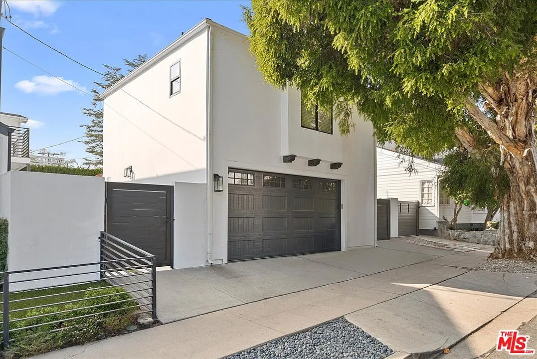 1 bed, 1.0 bath, 750 sqft, $3,300 — Photo 1