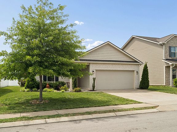 2nd image of 3005 Bishop Ln