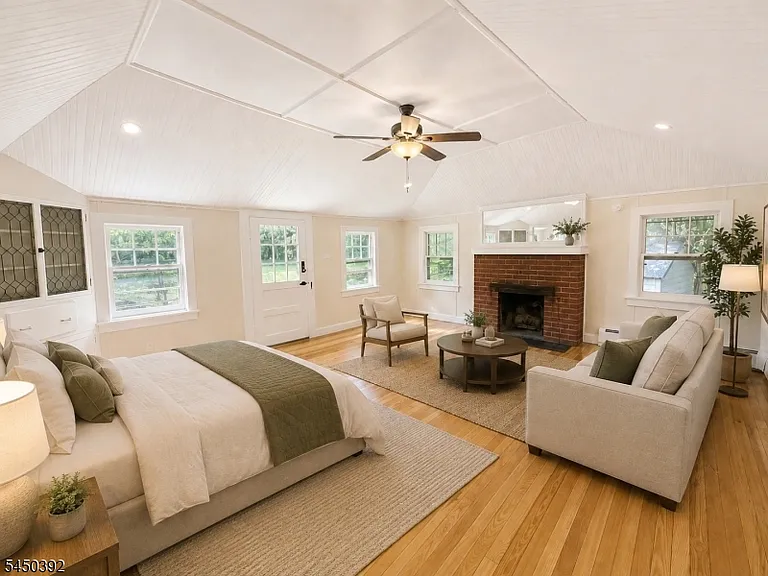 12 Cook Ln #A — Photo 4