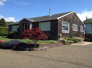 406 3rd St, Garibaldi, OR 97118