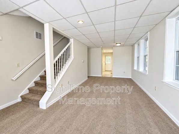 202 Fairground Ave, Hagerstown, MD 21740