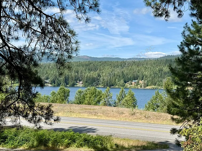 462171 Highway 95 — Photo 10
