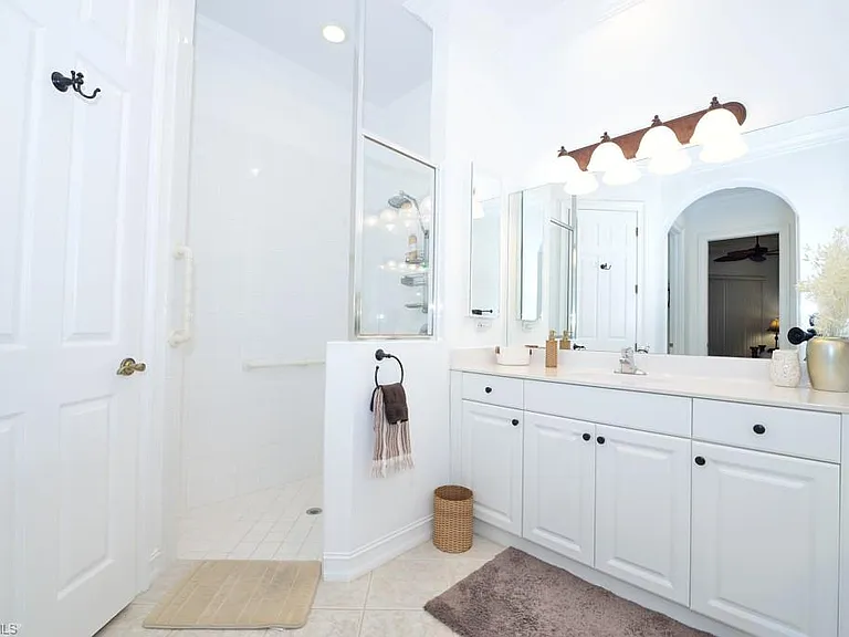 20057 Saraceno Dr — Photo 12