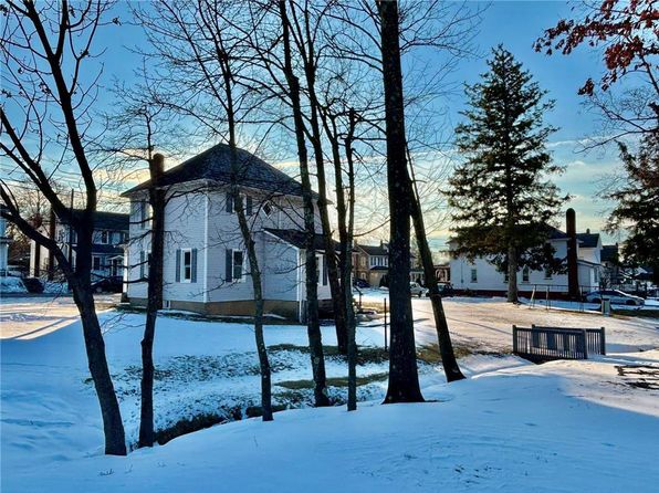 256 N Broadway, Wind Gap, PA 18091