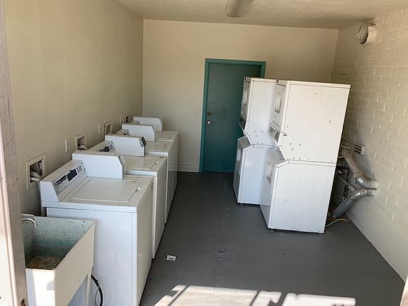 4th image of 1120 Plain St APT C8