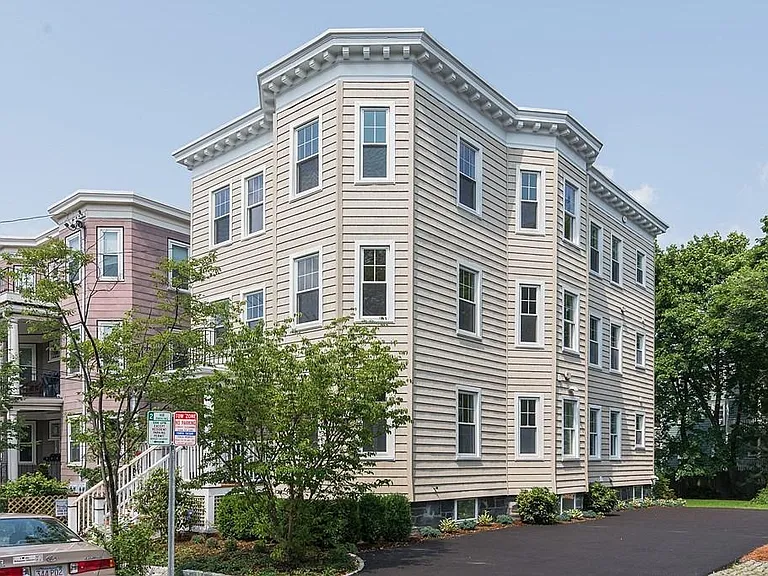 17 Standish St #2 — Photo 13