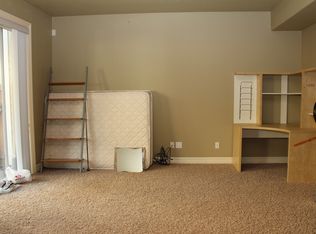10306 NE 4th St, Vancouver, WA