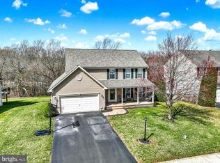 2512 Codorus Ln, Spring Grove, PA 17362