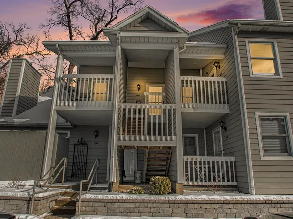 1426 N Oakhill Dr Unit J-5, South Bend, IN 46637