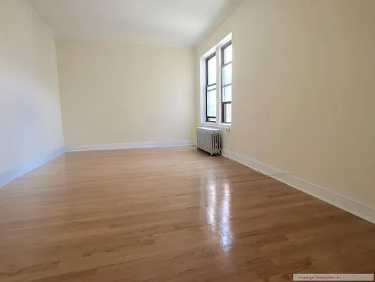 Rented by Sovereign Associates | media 13