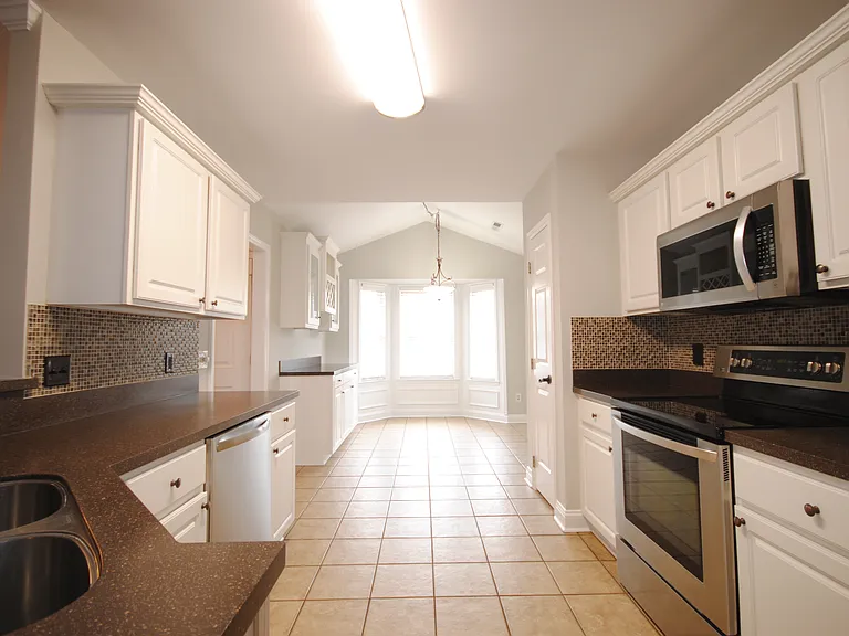 3013 Lagar Ln — Photo 8
