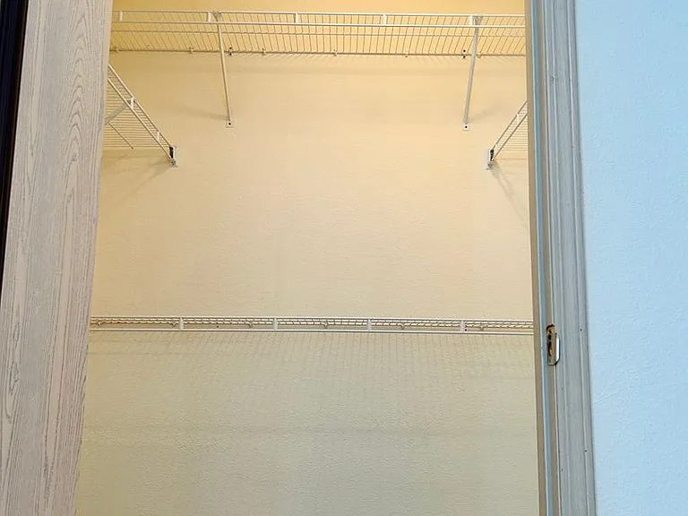 913 Westridge Dr #14 — Photo 13