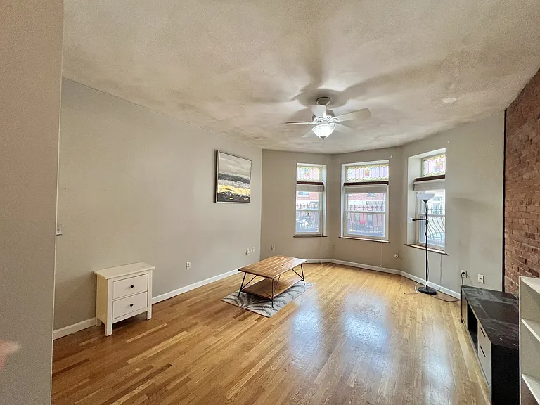 65 Hemenway St #3 — Photo 3