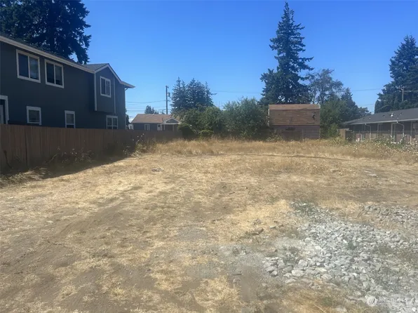 11010 SW Lakeview Avenue SW, Lakewood, WA 98499