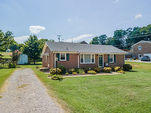 4th image of 103 Lee Dr