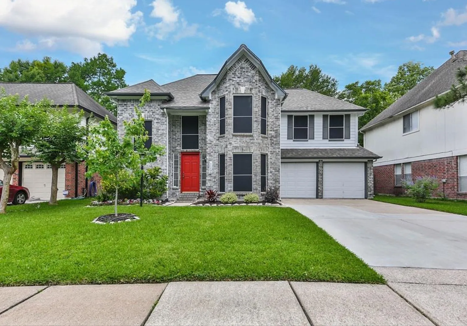 Gorgeous 3BR in popular Bay Glen subdivision! — Photo 1