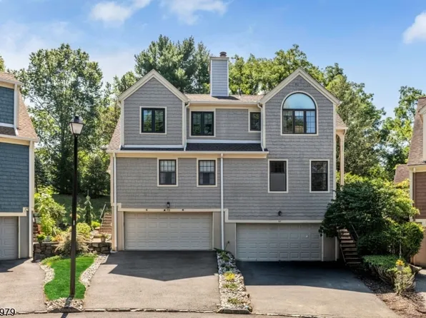 72 Tanager Ct, Wayne Twp., NJ 07470